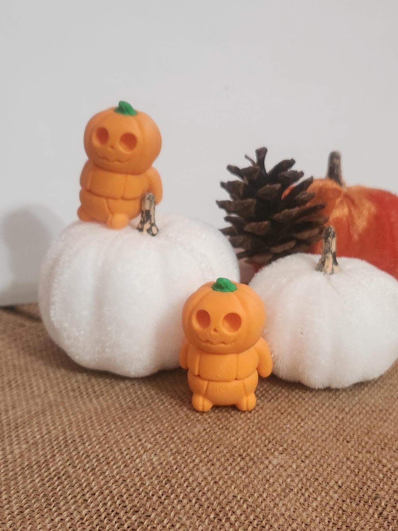 3D Printed Articulated Pumpkin | Poseable Halloween Desk Toy