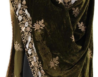 New Arrival Heavy Gold Embroidered Velvet Shawl ,Bridal Stole/Dupatta(36 X 90Inches)