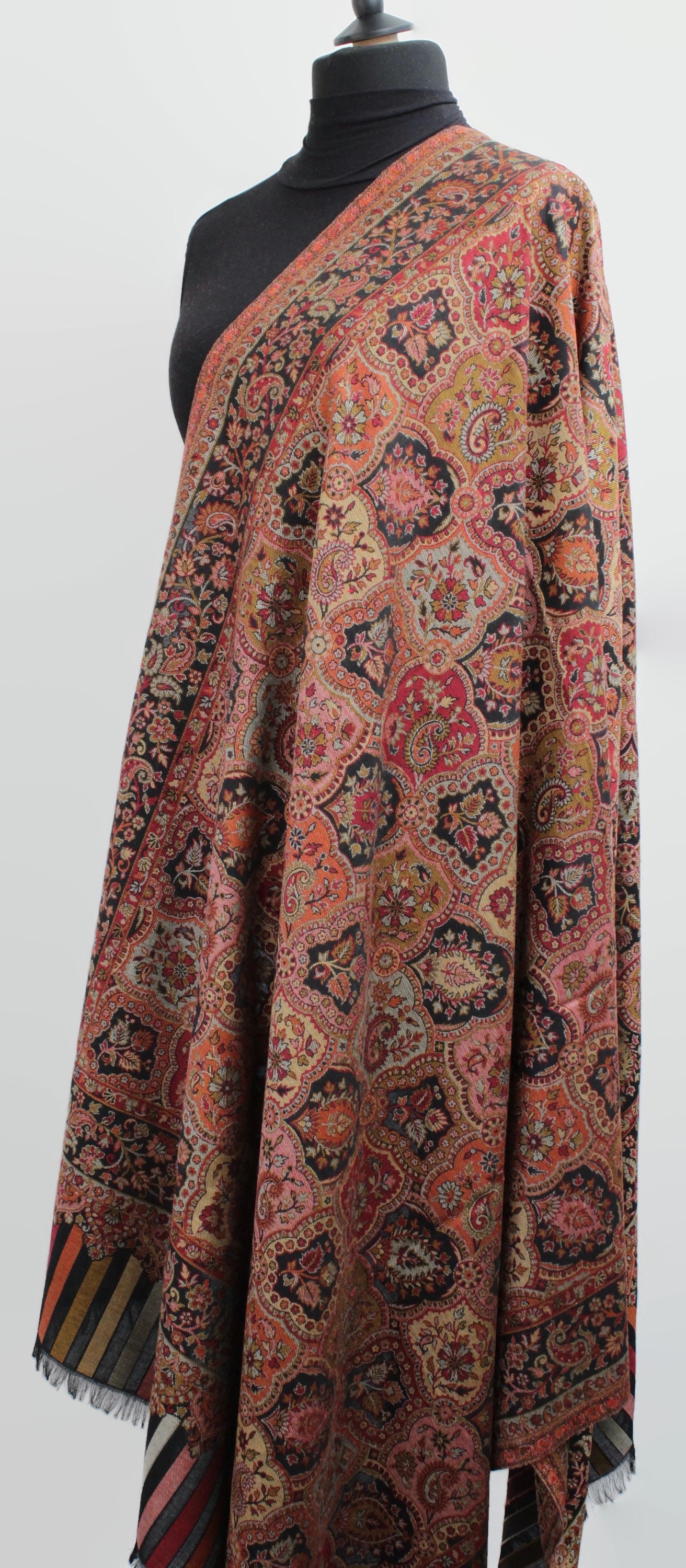 Kashmiri Shawls カシミヤショール ネイビー Kashmiri Shawls カシミヤショール ネイビー