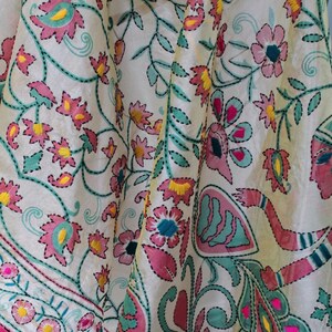 Mughal Darbar Phulkari Dupatta Seide / Hand bestickt / Festliche Hochzeit Dupatta / Floraler Schal Bild 5