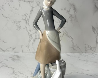 Retired Lladro Porcelain Figurine "Girl with Milk Pail and Goose" #4682