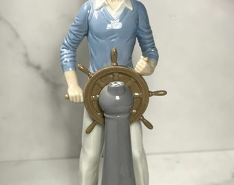 Lladro Yachtsman #5206 Young Captain At The Helm