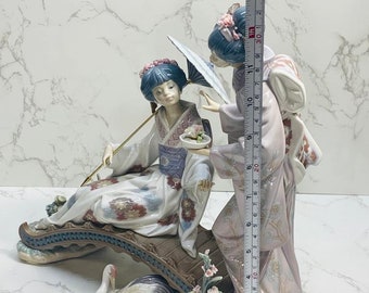 Lladro 1445 SPRINGTIME IN JAPAN Girls Bridge Porcelain Figurine