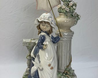 Lladro Figurine # 5284 Glorious Spring