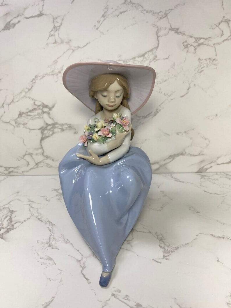Lladro Fragrant Bouquet Girl Figurine