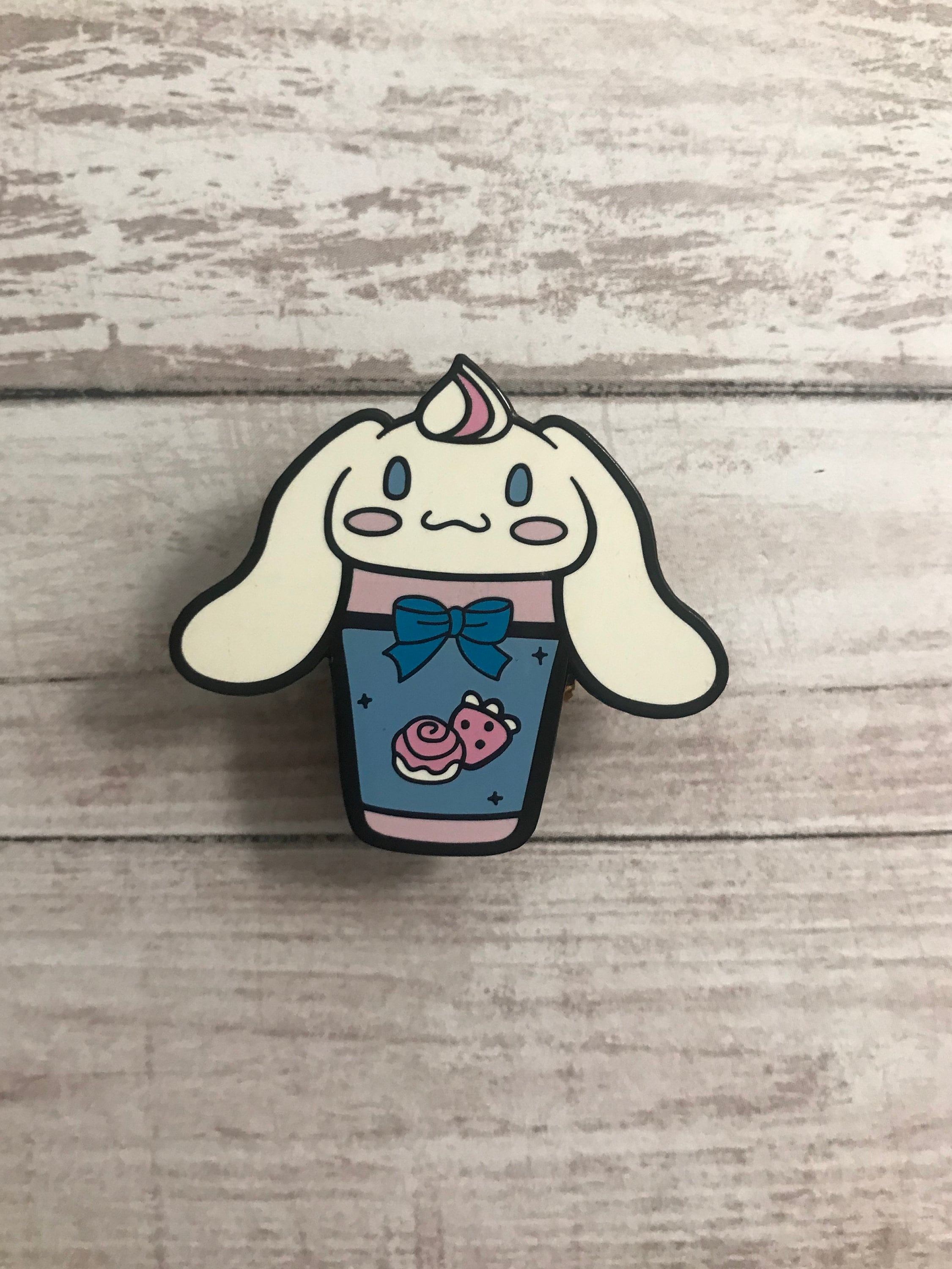 Cinnamoroll Pin Sanrio Pin Pin de esmalte duro | Etsy