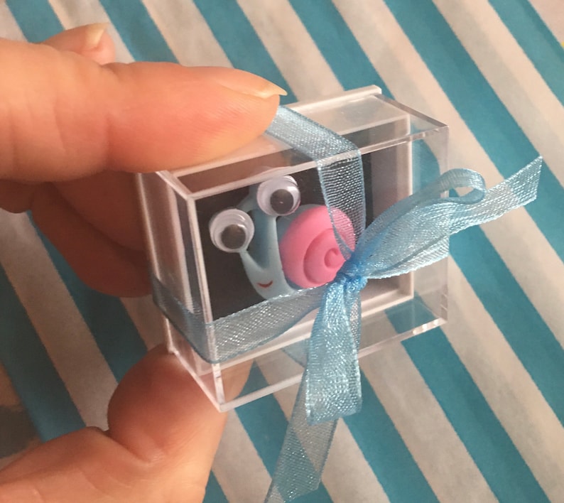cute gift The wee snail in a box pocket hug kawaii keepsakes Shelf ornament unique little gift