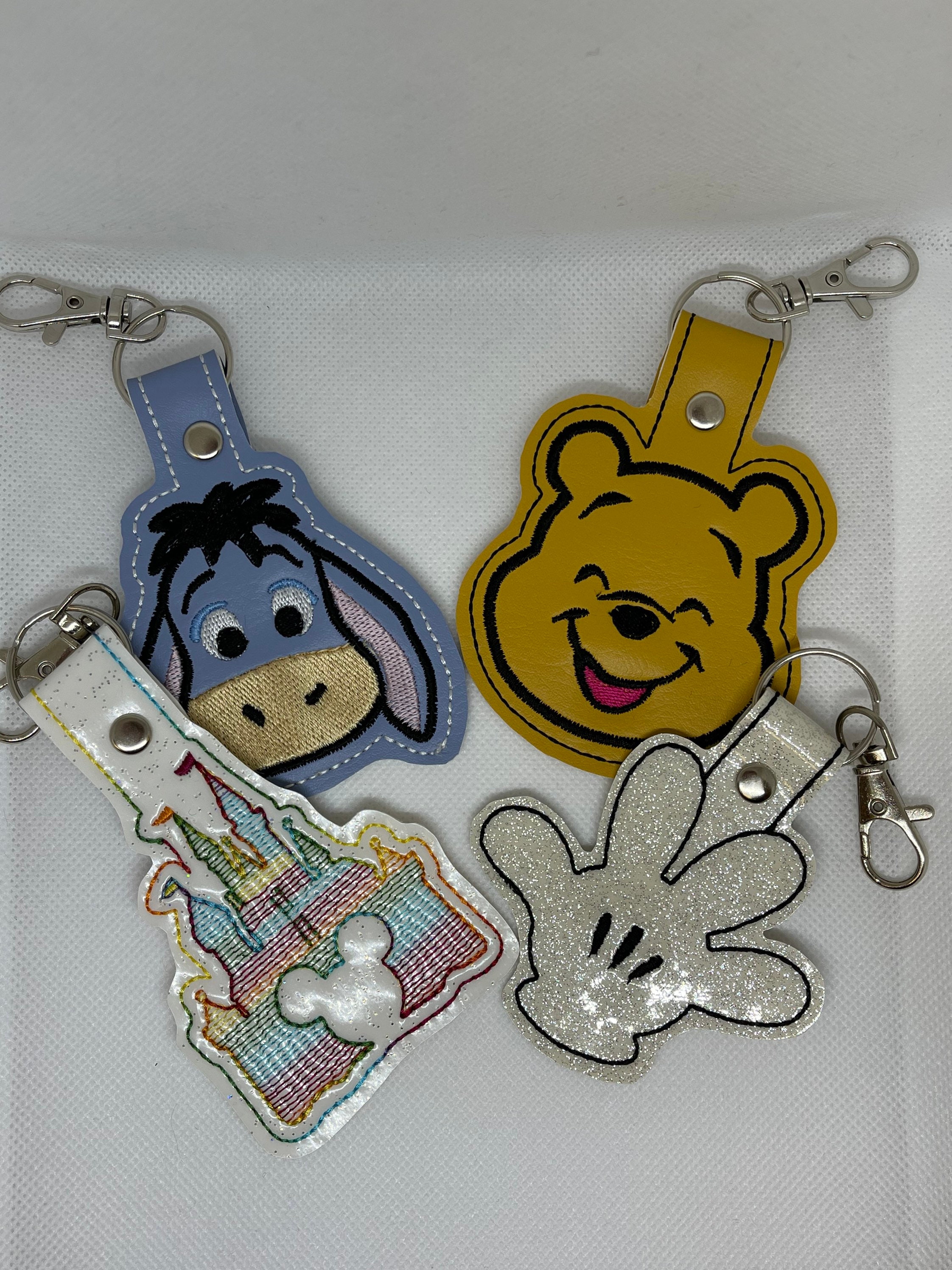 Winnie The Pooh Lanyard Porte-clés Porte-badge pour carte d'identité  (LD-Pooh New) 