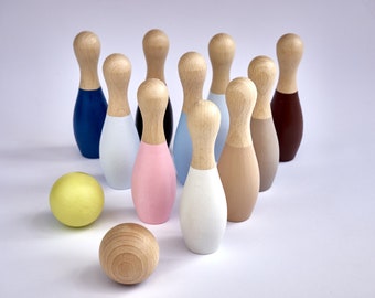 10 Wood Bowling Pins, Wooden Balls, Table Top Bowling, Waldorf Toys, Toddler Skittles Game, Kids Bowling Set, Nursery Decor, Waldorf Toys