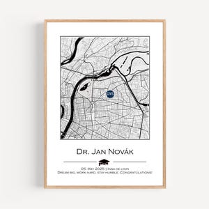 Idée cadeau personnalisée pour l'obtention du diplôme de doctorat - Poster de la carte de l'université personnalisée, nom et date - Souvenir unique de doctorat pour l'obtention du diplôme, cadeau de diplômé