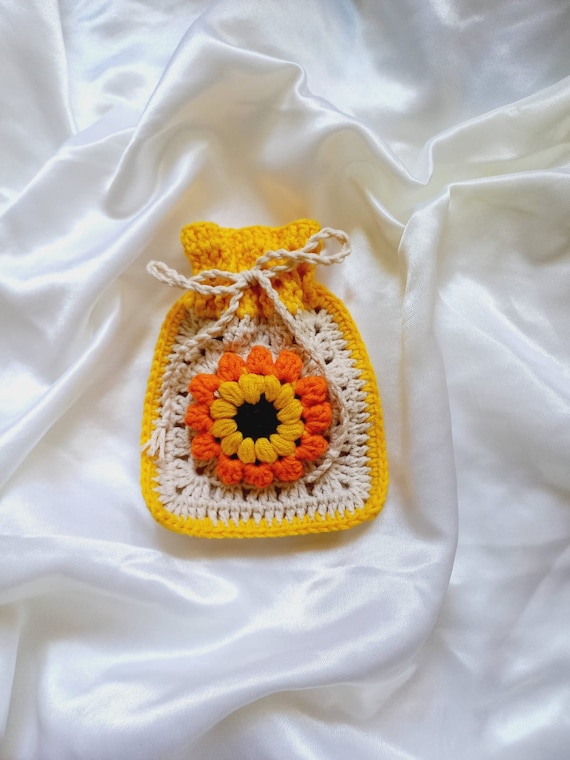 Handmade Pouches, Granny Square Mini Purse, Crochet Daisy Pouch, Drawstring Mini Bag, Knit Coin Wallet, In-bag Organizer,Crochet Phone Purse