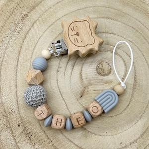Cadena de chupete personalizada, cadena de chupete, niño, niña, gris, regalo de nacimiento, varios clips, león, osito, letras de madera