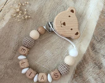 Personalisierte Schnullerkette mit Namen für Jungen Mädchen in Creme | Clip Teddy mit Häkelperlen, Geschenk zur Taufe, Geburt oder Babyparty