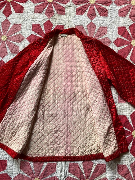 Vintage 1960s Quilted Bed Jacket Gem