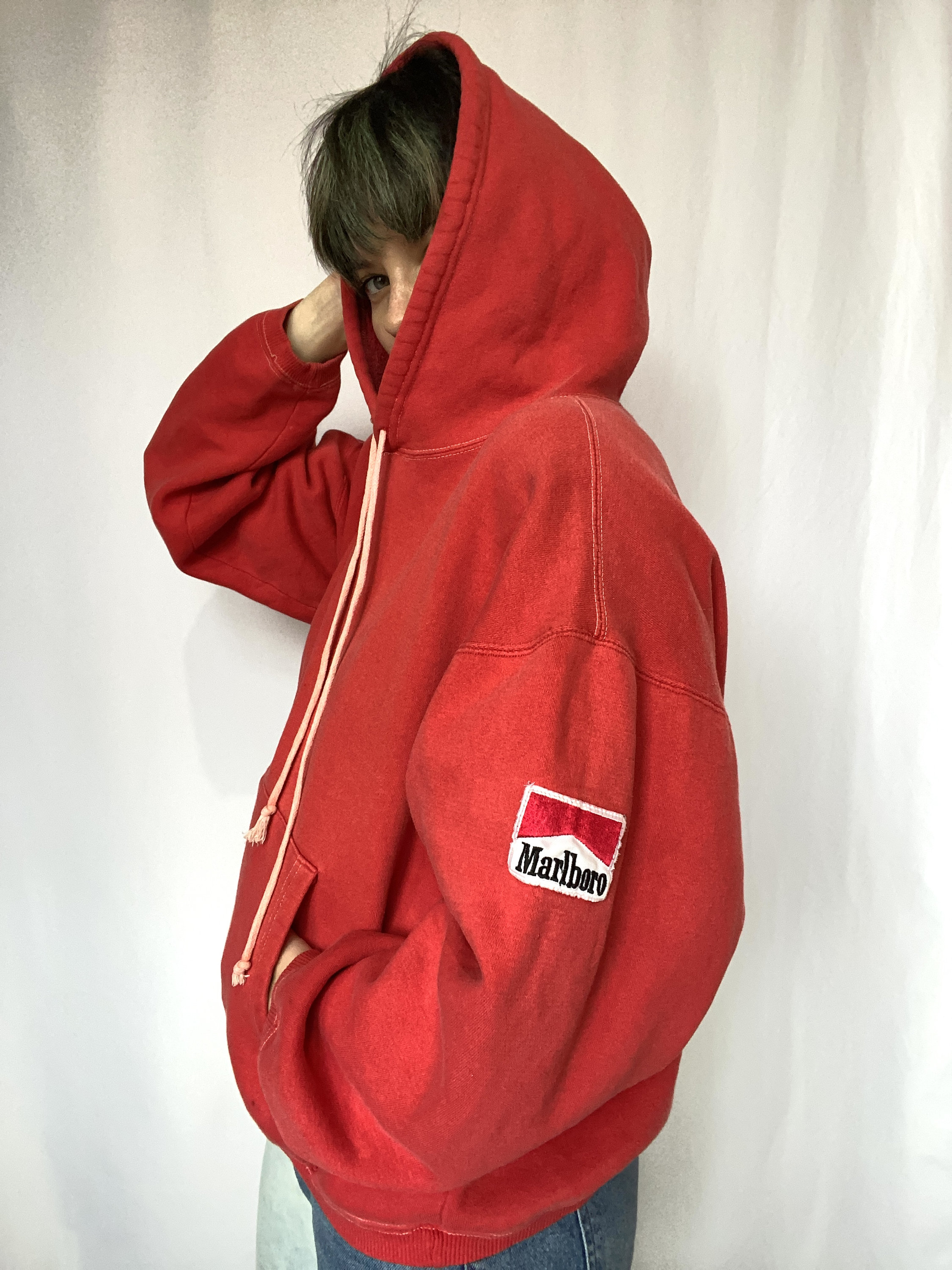 Vintage annees 1990 Marlboro Cigarettes Cherry Red Hoodie Etsy France