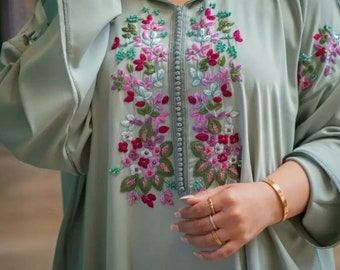 Dubai Caftano marocchino Arabo Abaya Maxi Caftano con perline Farasha Lunghezza del pavimento Abito da festa Abito da sposa Elegante abito da donna Jalabiya