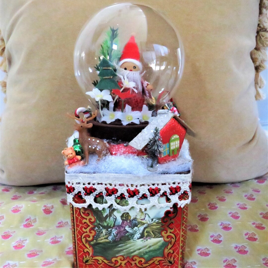 Original Vintage Santa Snow Globe Diorama / Centerpiece / Decoration - Etsy