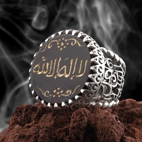 Black Onyx Shahada Ring in Sterling Silver - Engraved Islam Ring, Hand Carved La ilaha illa Allah Muhammedun rasulu Allah, Islamic Jewelry