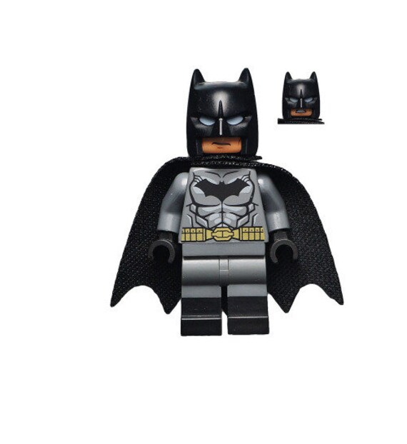 Lego Batman 76035 Abito grigio bluastro scuro Batman II Minifigure dei  supereroi -  Italia