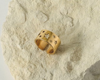 Starry Ring in Gold | Beautiful 18ct Gold Plated Sliver Jewellery | Retro Bead Ring | Sophisticated Jewellery Gift | Elegant Open Ring