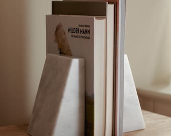 White Marble Wedge Bookends | Book Holder | Book Shelf Organiser | Book End | Luxury Natural Stone Mantelpiece Ornament | Home Office Tidy