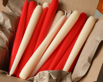 Lange Stumpenkerzen | Hochzeitskerzen-Kollektion | Kerze | Rot- und Cremetöne | Bunte Kerzenhalter-Packung | Retro Hochzeitsfarben