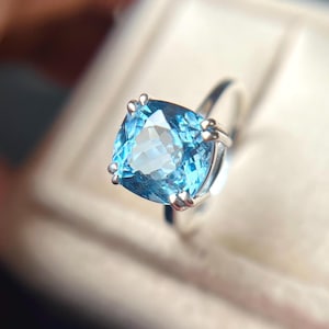 Blue Topaz Ring Engagement ring, Cushion Cut Gemstone Ring, Silver ring, December Birthstone Ring, Gift for Her, Statement Cocktail Ring.