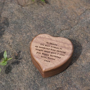 Personalized heart wooden music box with engraving and inlay for birthday gift, best friend gift, wedding engagement music box