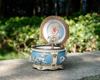 Boîte à musique personnalisée cheval carrousel avec boîte à musique gravée, château hurlant, cadeau de Noël