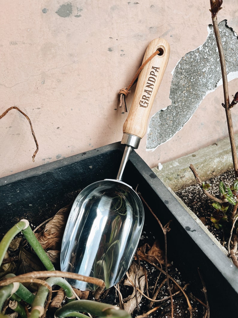 Personalisierte Gartenwerkzeuge Set, Gärtner Ruhestand Geschenk für Mama, Vater, Handkelle, Muttertagsgeschenk Soil Shovel