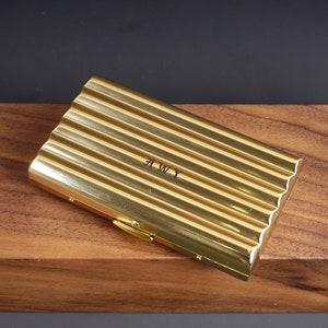 Portasigarette in ottone inciso personalizzato per 12 sigarette, scatola per sigarette, portasigarette in metallo, regalo per il padre, regalo per lui/lei