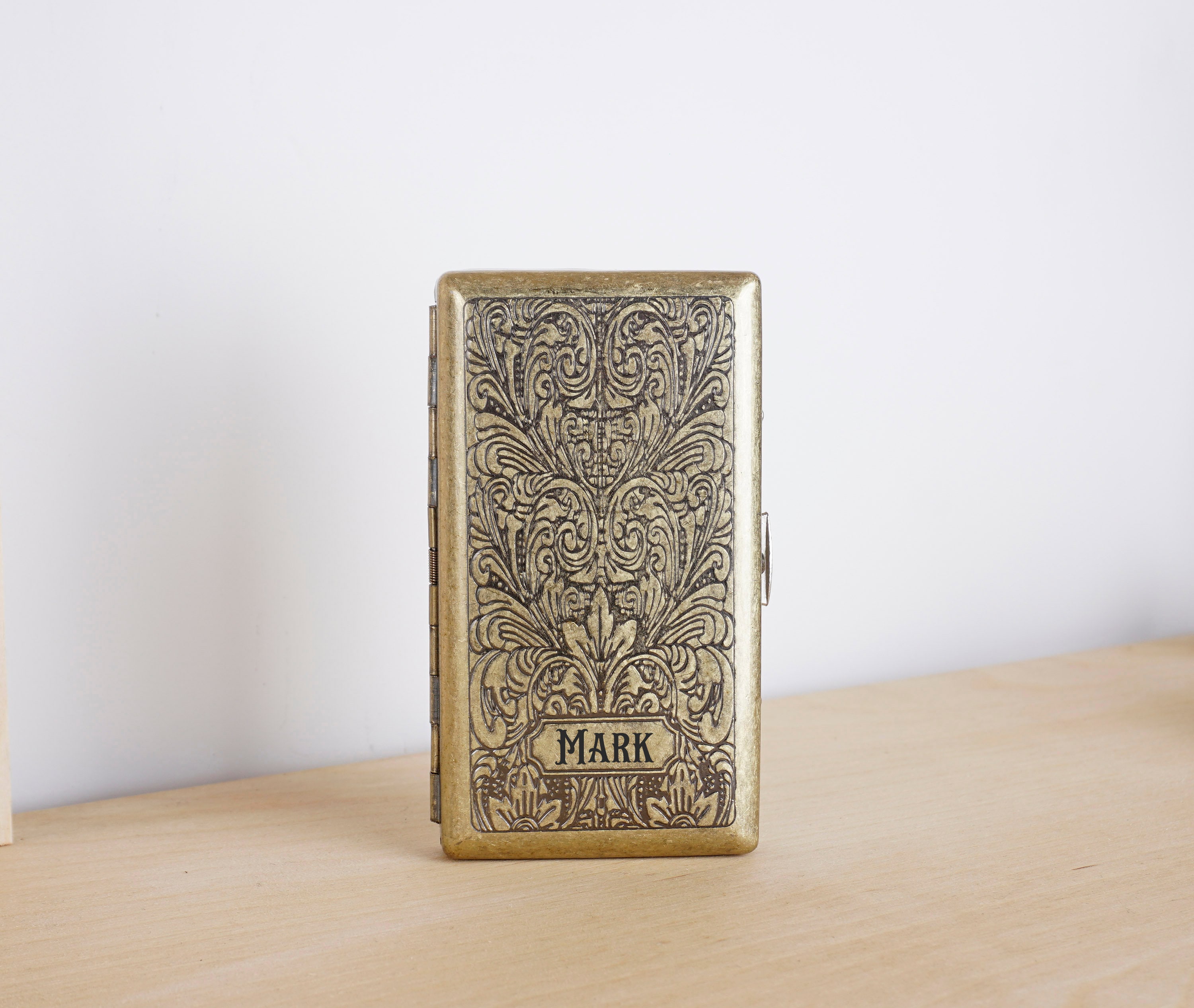 Personalized Brass Cigarette Case – Engraved Metal Holder for 20 Slim or 12 King Size 100mm Cigarettes – Custom Gift for Men