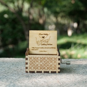 custom engraved can&#39;t stop falling in love hand crank wooden music box