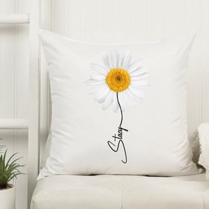 Daisy Throw Pillow With Name, Daisy Throw Pillow, Daisy Gift For Her, Floral Mother's Day Gift, Flower Lover, Daisy Flower Gift For BF
