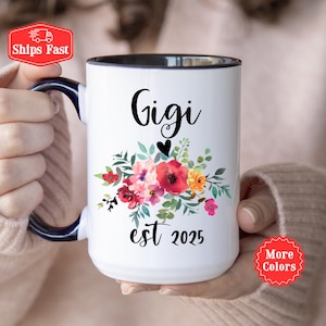 Personalisierte Gigi-Kaffeetasse: Blumenbabyankündigung, Geschenk Oma