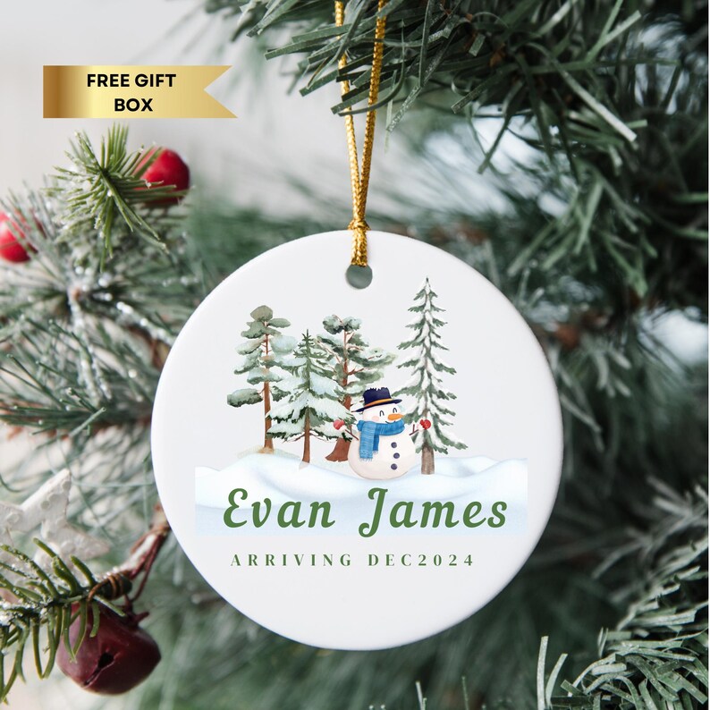 Baby Announcement Ornament, Personalized Gift for Grandparents to Be