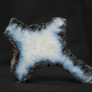156gr..Blue Ice Glacier Palm Stone Slab | Raw | for jewelry | DIY