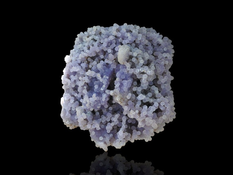 800gr. Hands on Natural Wonders: Grape Agate Crystals to Increase ...