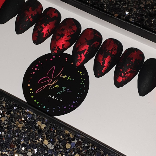 Black, red, red foil leaf. Velvet matte finish. Press on Nails | False Nails | Custom Nails glue on nails