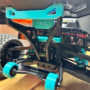 SussmanDESIGNS Wing Riser – 15 mm oder 25 mm mit erweiterter Hardware – kompatibel mit XRT® RC Truck