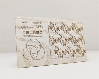 Personalized Wooden NFC Digital Business Card | Tap vCard with QR code and Social Media Links | Smart Oak Card | Laser Engraved Two Sides