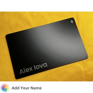 Personalisierte Hybrid Metallkarte - Digitale Visitenkarte - Premium NFC Smart Card NTAG213 [Name mit Lasergravur silber]