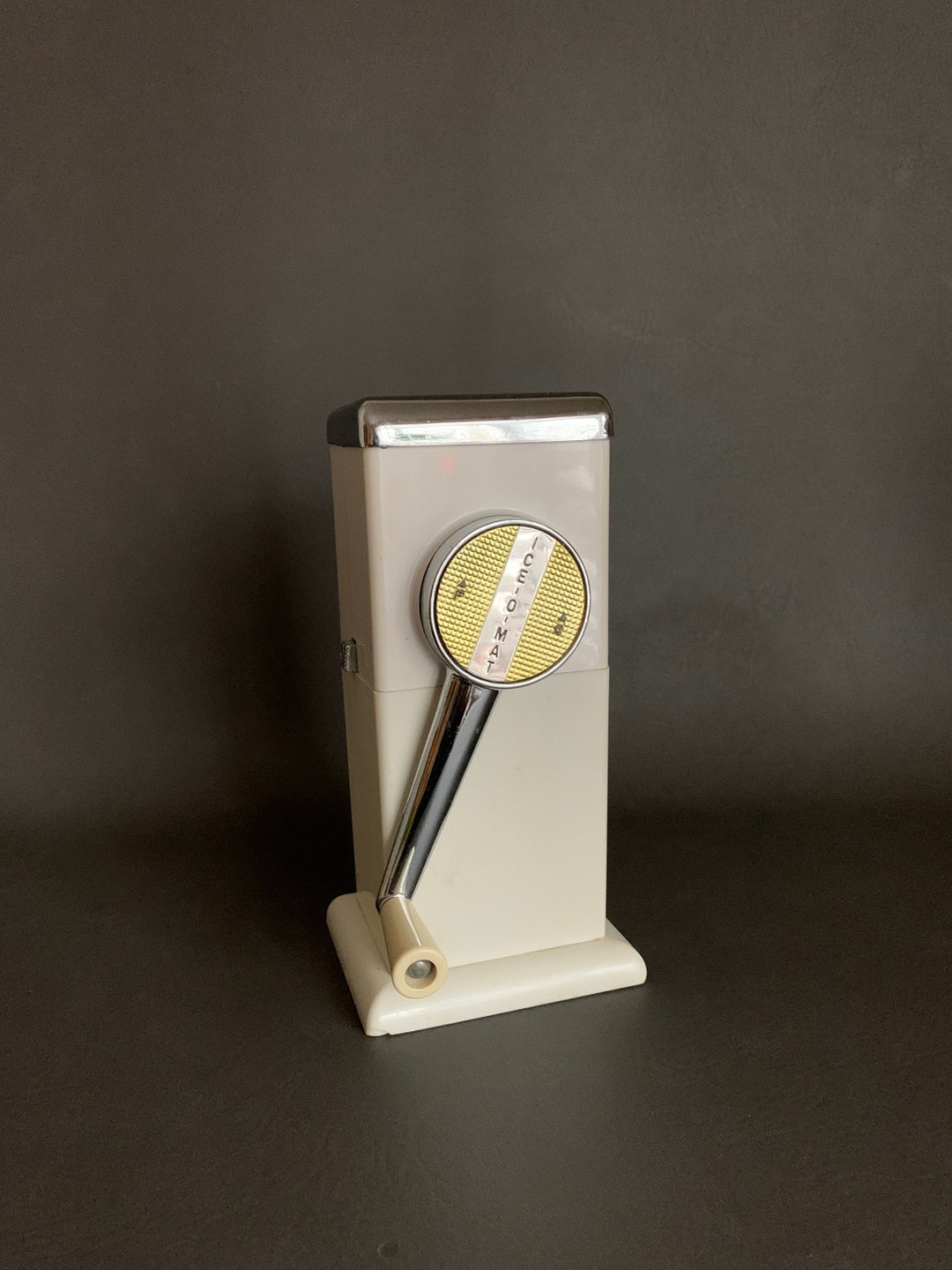 Vintage Ice Crusher ICEOMATIC Cream Gold Kitchen Gadget Barware