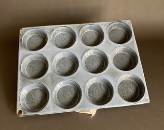 Vintage Grey Enamel Steel Metal Muffin Biscuit Cupcake Baking Pan, farmhouse Johnny cake antique enamelware bakeware cookware 14.5” x 11”