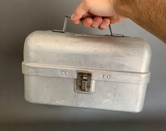 Aluminum Large Lunchbox Vintage Metal EYSE Latches w Handle Old World Patina Working Man Cave Storage Tin Pail Industrial pre-1950s