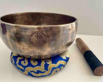 Handmade Tibetan Singing Bowl | 15 cm Sound Healing Bowl | Meditation Gift | Yoga Decor | Authentic Nepal Singing Bowl