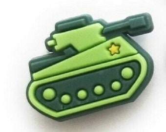 20 Army Tank Charms Bronze Tone 5-1800