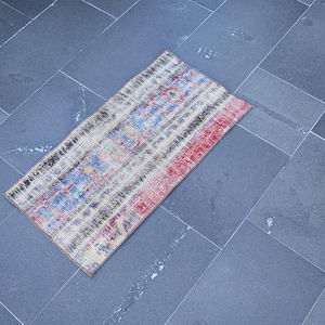 Small rug, Doormat rug, Bathmat rug, Turkish area rug, Vintage rug, Handmade rug 1.4 x 2.7 Ft Home decor rug, Organic wool rug RR5165