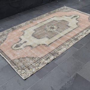 Turkish rug, Handmade rug, Vintage rug, Oushak rug, Bohemian rug, Boho rug, Boho decor rug, 5.0 x 9 ft. Anatolian rug, Aztec rug, RRA5195