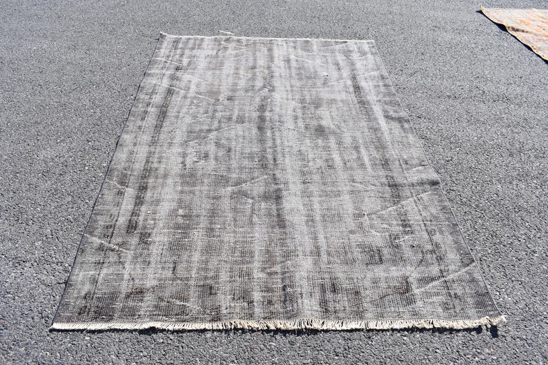 Area rug Carpet RR1387 Overdyed rug Gray rug Vintage rug Oushak rug 4.8 x 7.5 Ft Bohemian rug Turkish rug Oriental rug Wool rug Area rug Carpet RR1387 Overdyed rug Gray rug Vintage rug Oushak rug 4.8 x 7.5 Ft Bohemian rug Turkish rug Oriental rug Wool rug